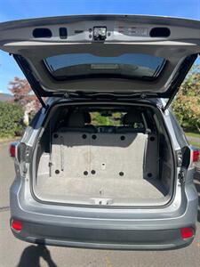2014 Toyota Highlander XLE - Photo 18 - Portland, OR 97216