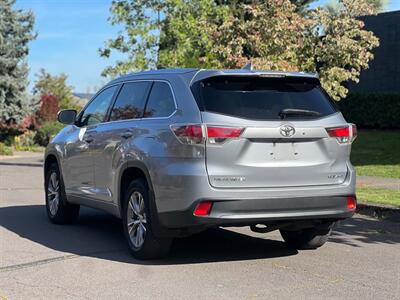 2014 Toyota Highlander XLE - Photo 5 - Portland, OR 97216