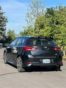 2017 Toyota Corolla iM - Photo 5 - Portland, OR 97216