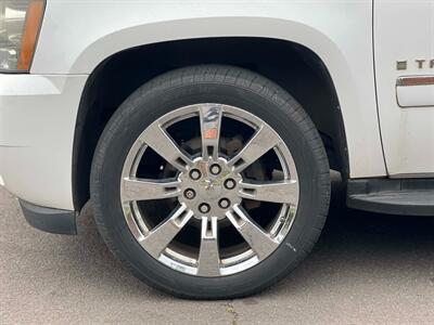 2009 Chevrolet Tahoe LTZ - Photo 13 - Portland, OR 97216