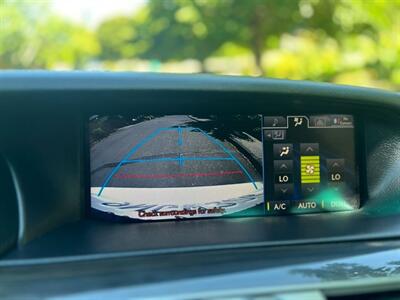 2013 Lexus LS 460   - Photo 30 - Portland, OR 97216