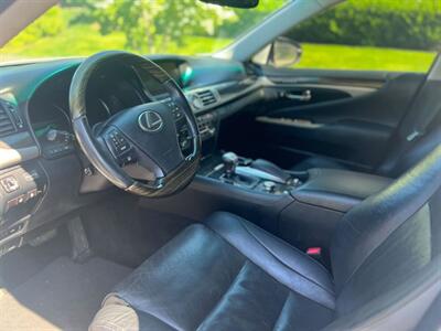 2013 Lexus LS 460   - Photo 24 - Portland, OR 97216