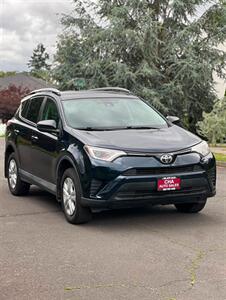 2017 Toyota RAV4 LE - Photo 13 - Portland, OR 97216