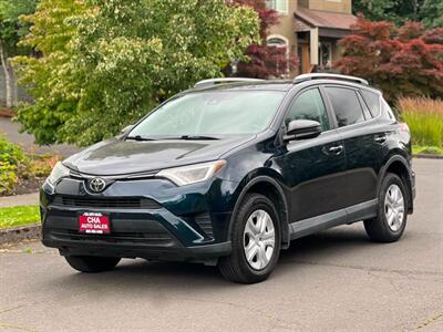 2017 Toyota RAV4 LE - Photo 1 - Portland, OR 97216