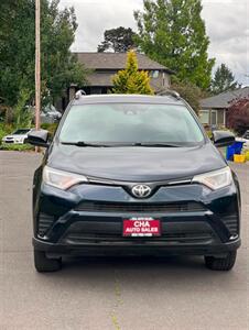 2017 Toyota RAV4 LE - Photo 15 - Portland, OR 97216