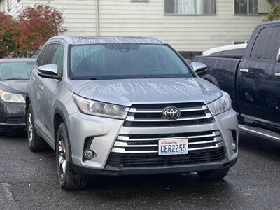 2017 Toyota Highlander Limited   - Photo 2 - Portland, OR 97216