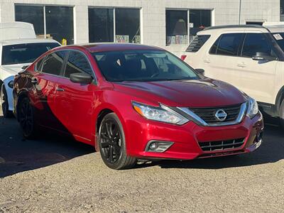 2017 Nissan Altima 2.5 SR   - Photo 2 - Portland, OR 97216