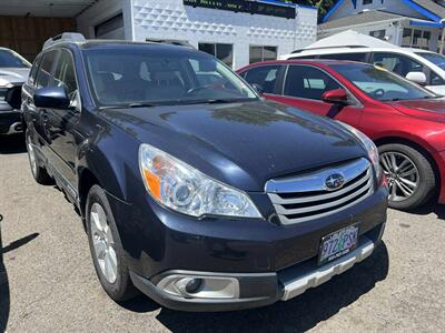 2012 Subaru Outback 2.5i Limited   - Photo 2 - Portland, OR 97216