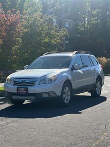 2012 Subaru Outback 2.5i Limited   - Photo 2 - Portland, OR 97216