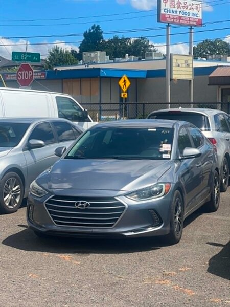 2018 Hyundai ELANTRA SE   - Photo 1 - Portland, OR 97216