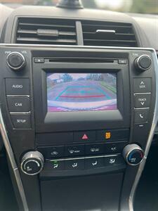 2015 Toyota Camry SE   - Photo 22 - Portland, OR 97216
