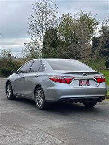 2015 Toyota Camry SE   - Photo 6 - Portland, OR 97216