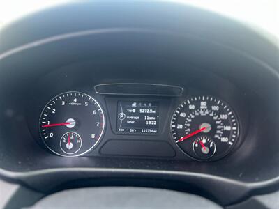 2017 Kia Sorento L   - Photo 20 - Portland, OR 97216