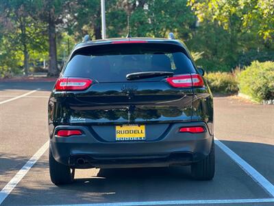 2018 Jeep Cherokee Latitude - Photo 8 - Portland, OR 97216