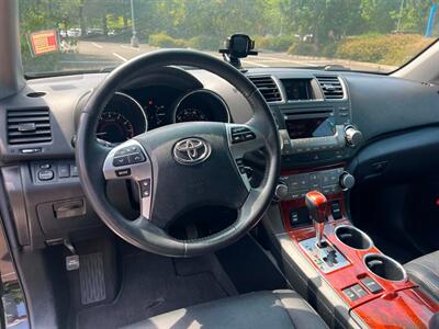 2012 Toyota Highlander Limited - Photo 26 - Portland, OR 97216