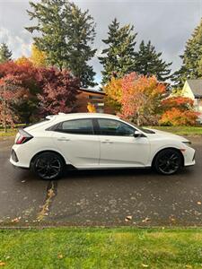 2018 Honda Civic Sport   - Photo 7 - Portland, OR 97216