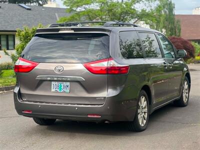 2016 Toyota Sienna Limited 7-Passenger - Photo 7 - Portland, OR 97216