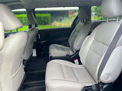 2016 Toyota Sienna Limited 7-Passenger - Photo 20 - Portland, OR 97216