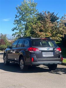 2011 Subaru Outback 2.5i - Photo 5 - Portland, OR 97216