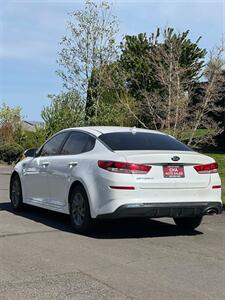 2020 Kia Optima LX   - Photo 6 - Portland, OR 97216