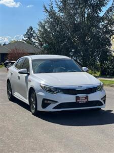 2020 Kia Optima LX   - Photo 12 - Portland, OR 97216