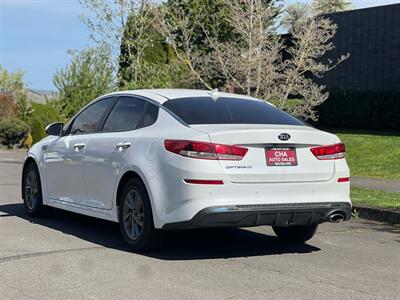 2020 Kia Optima LX   - Photo 5 - Portland, OR 97216