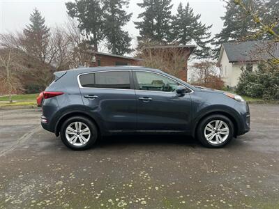 2018 Kia Sportage LX   - Photo 8 - Portland, OR 97216