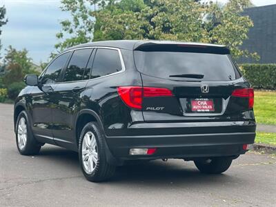 2016 Honda Pilot LX - Photo 6 - Portland, OR 97216