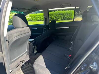 2010 Subaru Outback 2.5i Premium   - Photo 18 - Portland, OR 97216