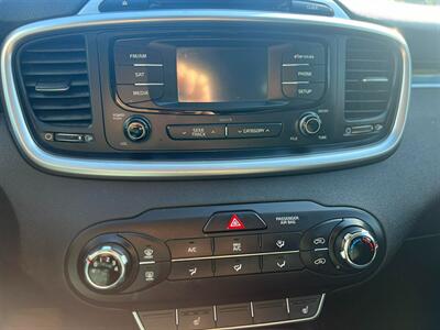 2016 Kia Sorento LX   - Photo 19 - Portland, OR 97216