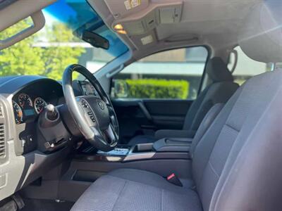 2013 Nissan Titan SV - Photo 21 - Portland, OR 97216