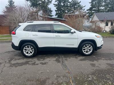 2015 Jeep Cherokee Altitude   - Photo 9 - Portland, OR 97216