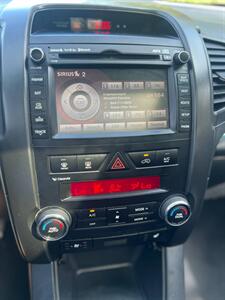 2012 Kia Sorento SX   - Photo 23 - Portland, OR 97216