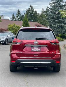 2018 Nissan Rogue SV   - Photo 7 - Portland, OR 97216