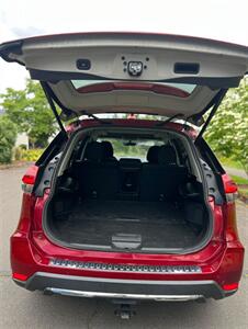 2018 Nissan Rogue SV   - Photo 21 - Portland, OR 97216