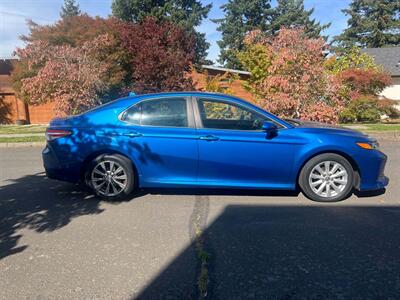 2019 Toyota Camry XLE   - Photo 11 - Portland, OR 97216