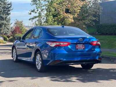 2019 Toyota Camry XLE   - Photo 5 - Portland, OR 97216