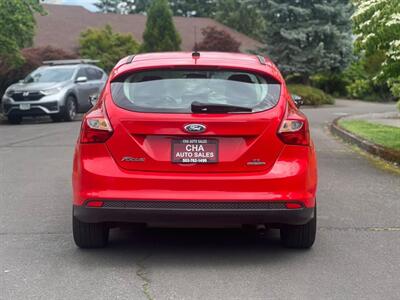 2013 Ford Focus SE - Photo 8 - Portland, OR 97216