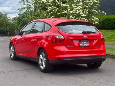 2013 Ford Focus SE - Photo 6 - Portland, OR 97216