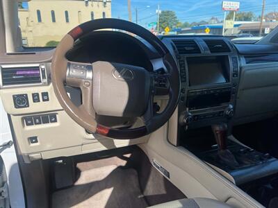 2017 Lexus GX 460 Premium - Photo 24 - Portland, OR 97216
