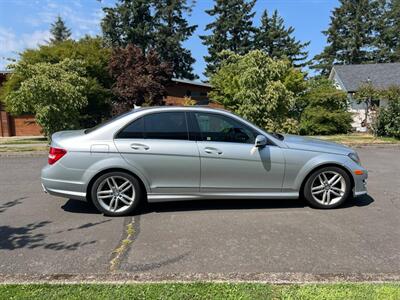 2012 Mercedes-Benz C 300 Sport 4MATIC   - Photo 10 - Portland, OR 97216