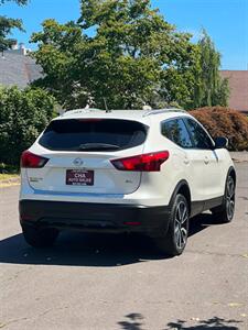 2018 Nissan Rogue Sport SL   - Photo 8 - Portland, OR 97216