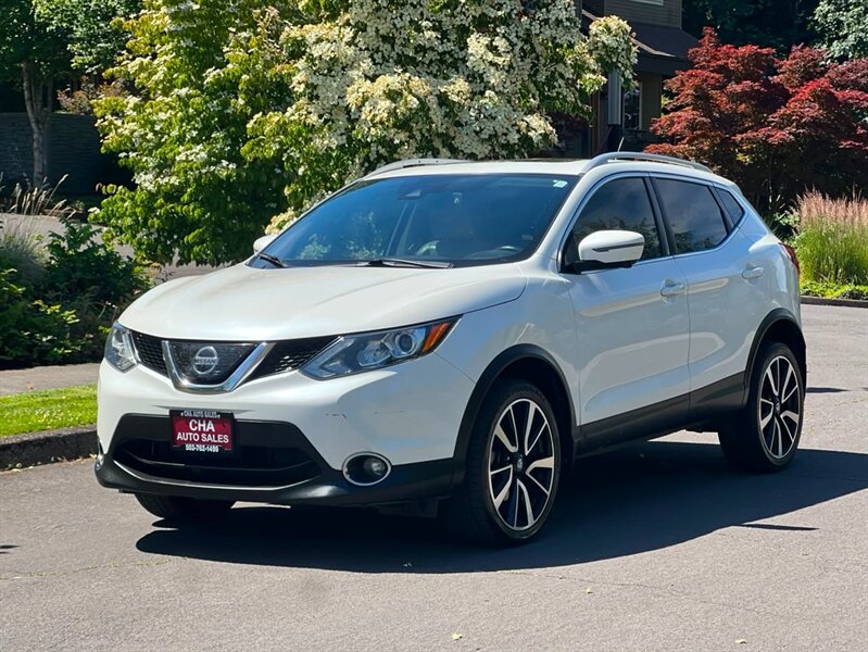 2018 Nissan Rogue Sport SL   - Photo 1 - Portland, OR 97216