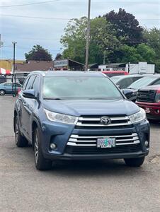 2018 Toyota Highlander XLE   - Photo 13 - Portland, OR 97216