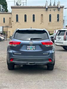 2018 Toyota Highlander XLE   - Photo 7 - Portland, OR 97216