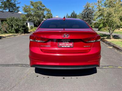 2017 Hyundai ELANTRA SE   - Photo 9 - Portland, OR 97216