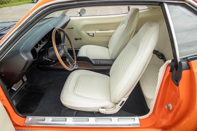 1970 Plymouth AAR Cuda - Photo 10 - Auburn, IN 46706