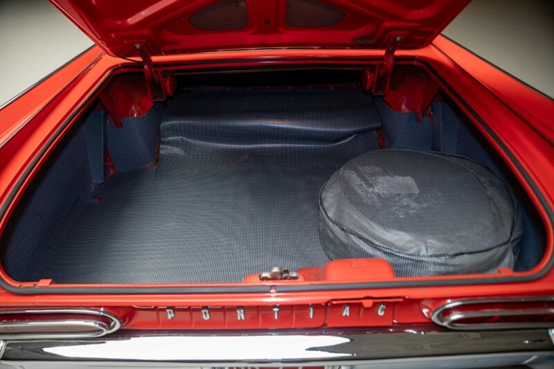 1959 Pontiac Bonneville 455 Fuelie Convertible - Photo 29 - Auburn, IN 46706