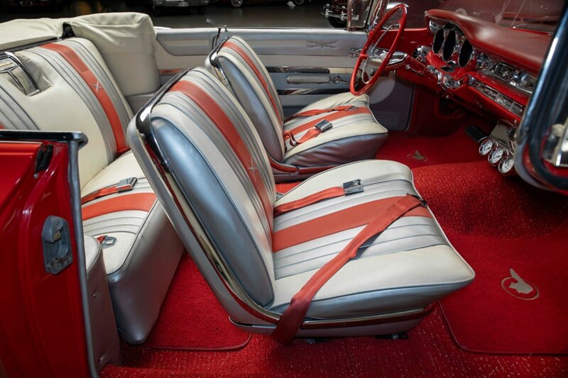 1959 Pontiac Bonneville 455 Fuelie Convertible - Photo 22 - Auburn, IN 46706