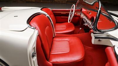 1953 Chevrolet Corvette  Roadster - Photo 16 - Auburn, IN 46706